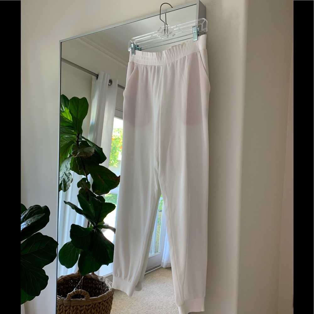 BCBG Max Azria White Joggers w/ Ankle Zippers